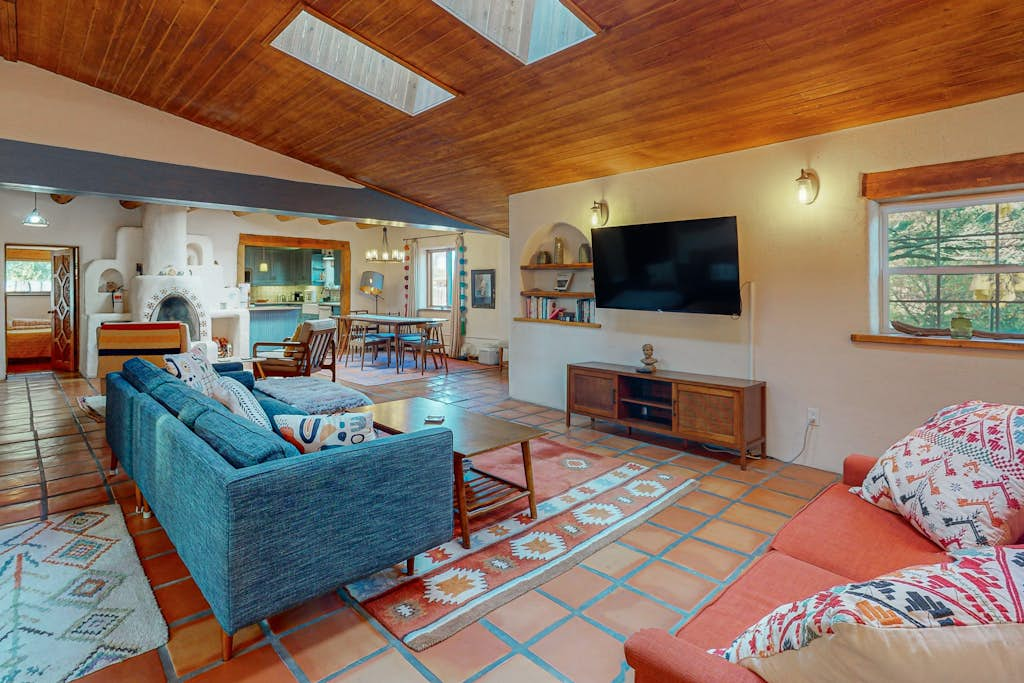 Bedside Manor - Hot Tub, Fireplace, Mtn Views