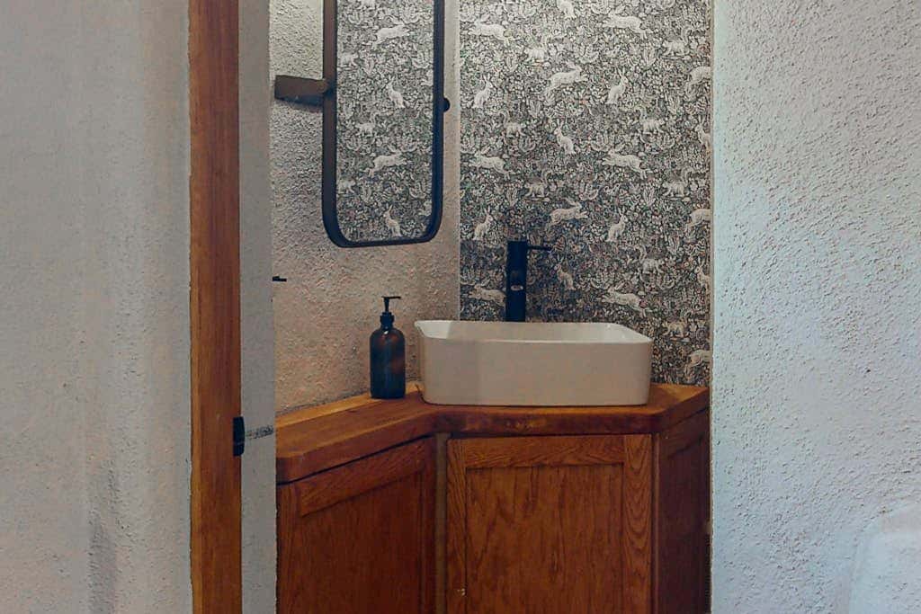Bedside Manor - Hot Tub, Fireplace, Mtn Views