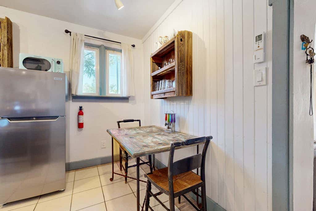 Casita Tesoro - Walk to Plaza, AC, Pet Friendly