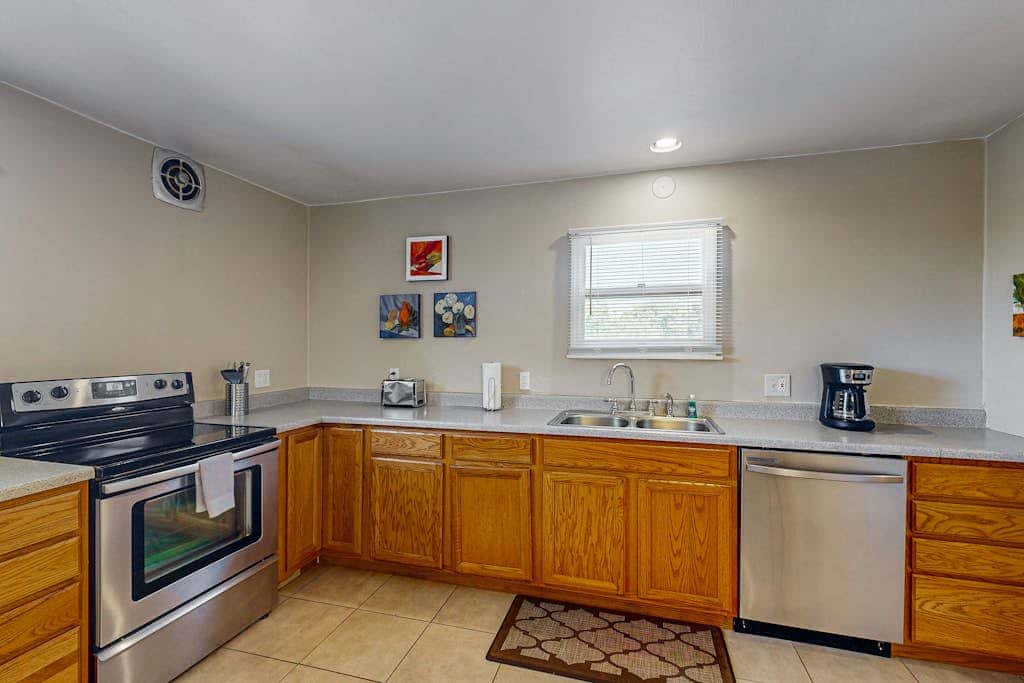 Old Santa Fe Manor- 3 Acre Escape, 10 min to Plaza