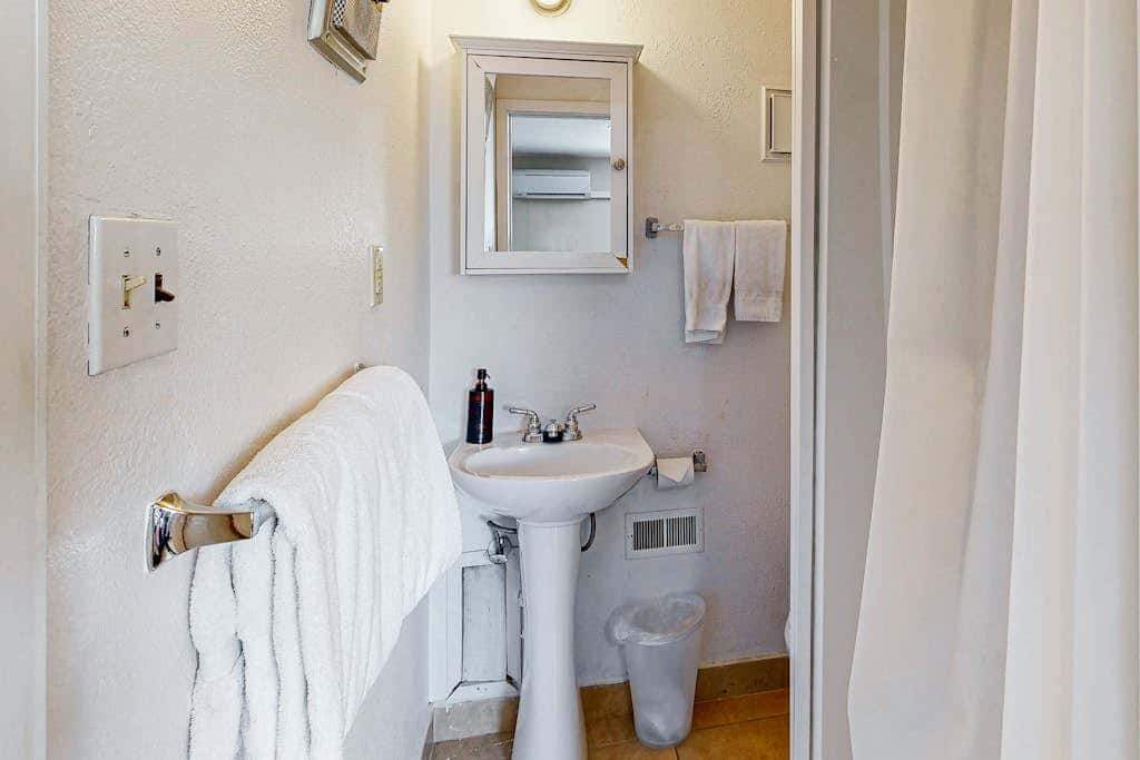 Old Santa Fe Manor- 3 Acre Escape, 10 min to Plaza