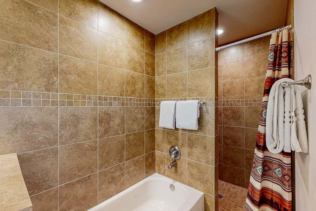 Old Santa Fe Manor- 3 Acre Escape, 10 min to Plaza