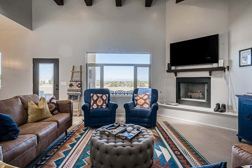 Casa Ponderosa - Hot Tub, Bunk Room, Pet Friendly