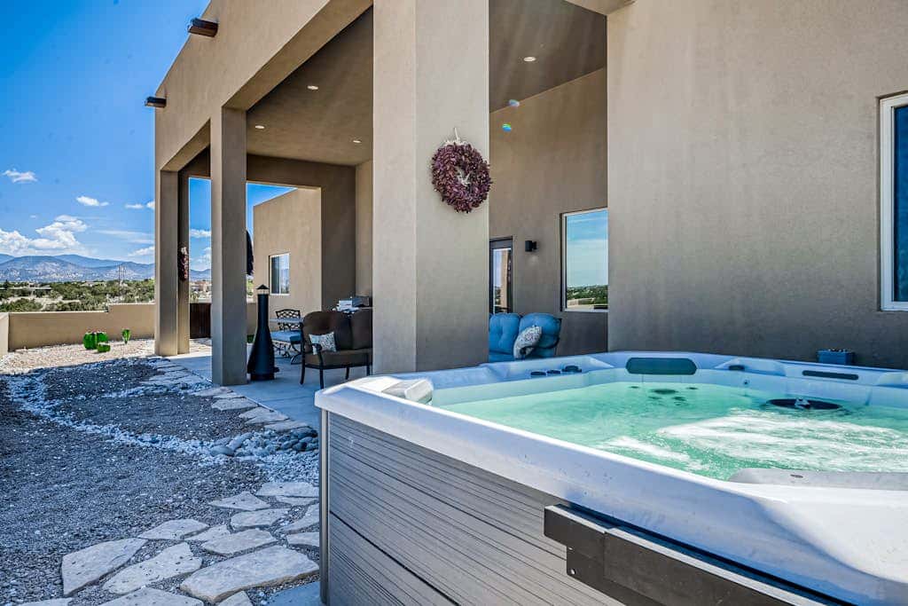 Casa Ponderosa - Hot Tub, Bunk Room, Pet Friendly