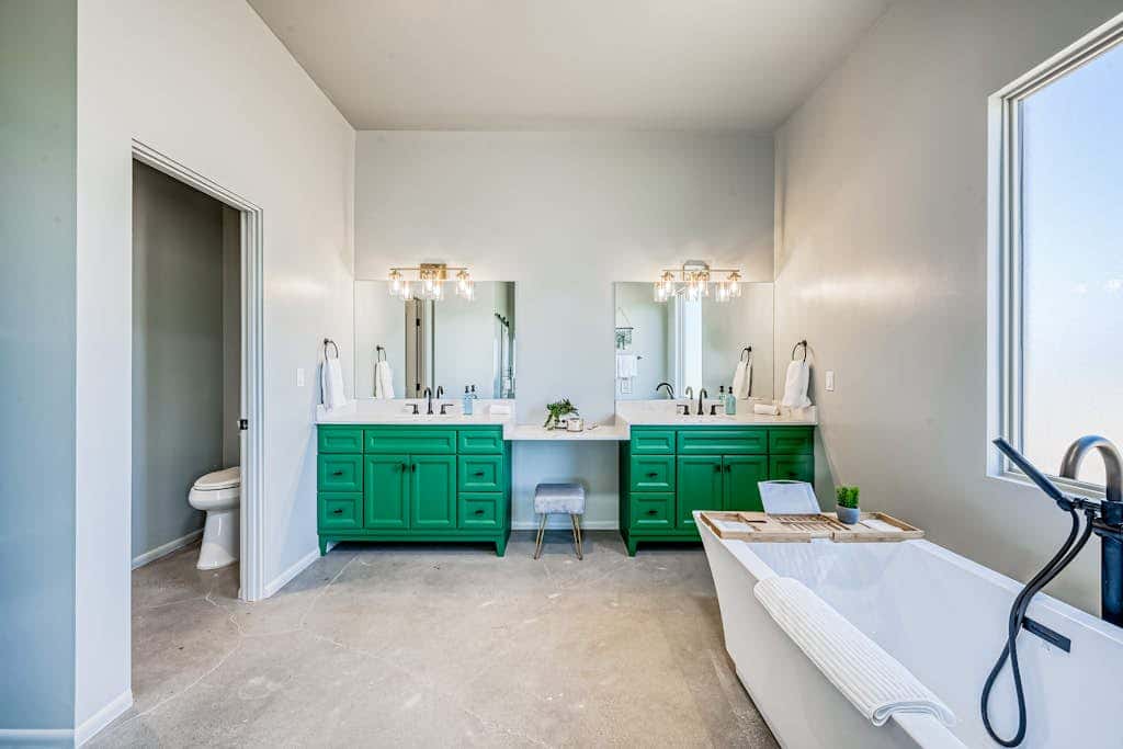 Casa Ponderosa - Hot Tub, Bunk Room, Pet Friendly