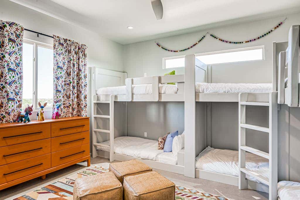 Casa Ponderosa - Hot Tub, Bunk Room, Pet Friendly