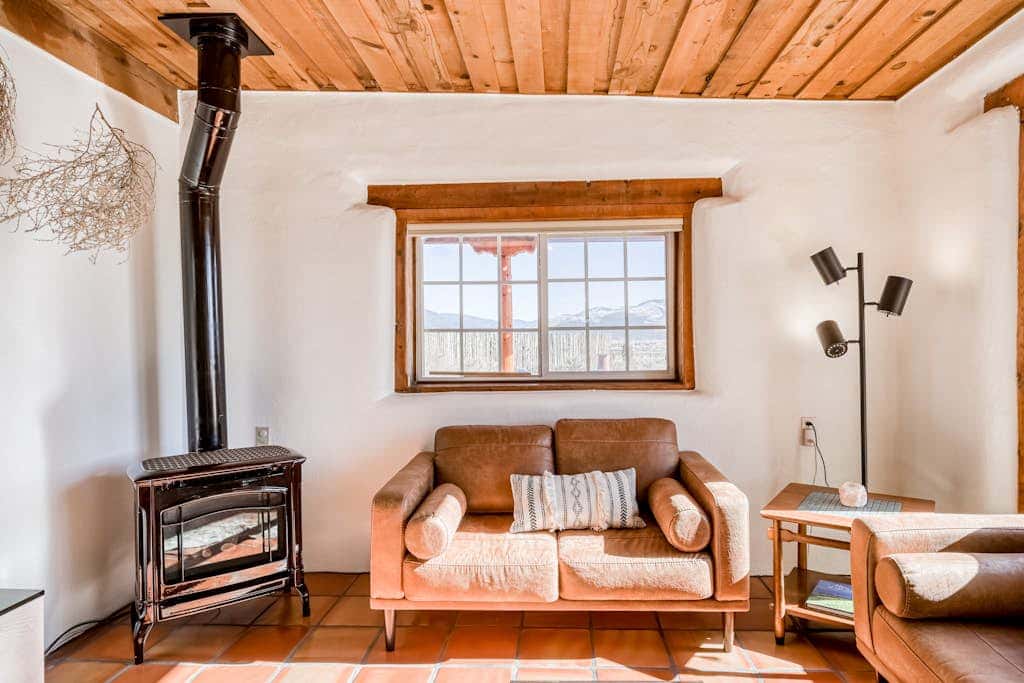 Casa Nido - Mountain Views, Hot Tub & Dog Friendly