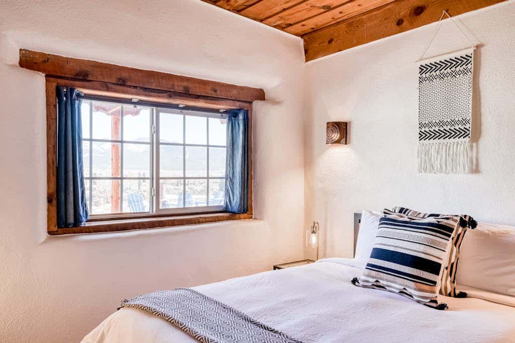 Casa Nido - Mountain Views, Hot Tub & Dog Friendly
