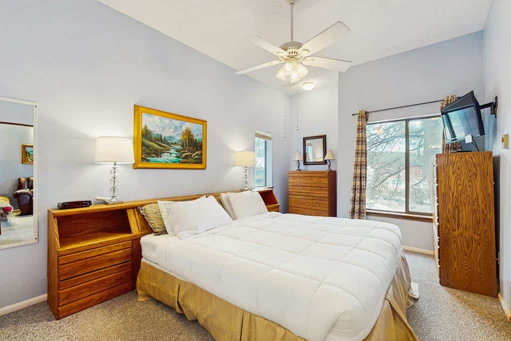 Wake up to fresh mountain air and enjoy your morning coffee from the private balcony before heading out for a day on the slopes or trails. Angel Fire Chalet 51 offers a comfortable mountain retreat with a cozy wood-burning fireplace, a fully equipped kitchen, and an unbeatable location within walking distance of the Chile Express Lift, dining, and shopping. Whether you're visiting for skiing, hiking, mountain biking, or lake adventures, this welcoming condo makes the perfect home base year-round.