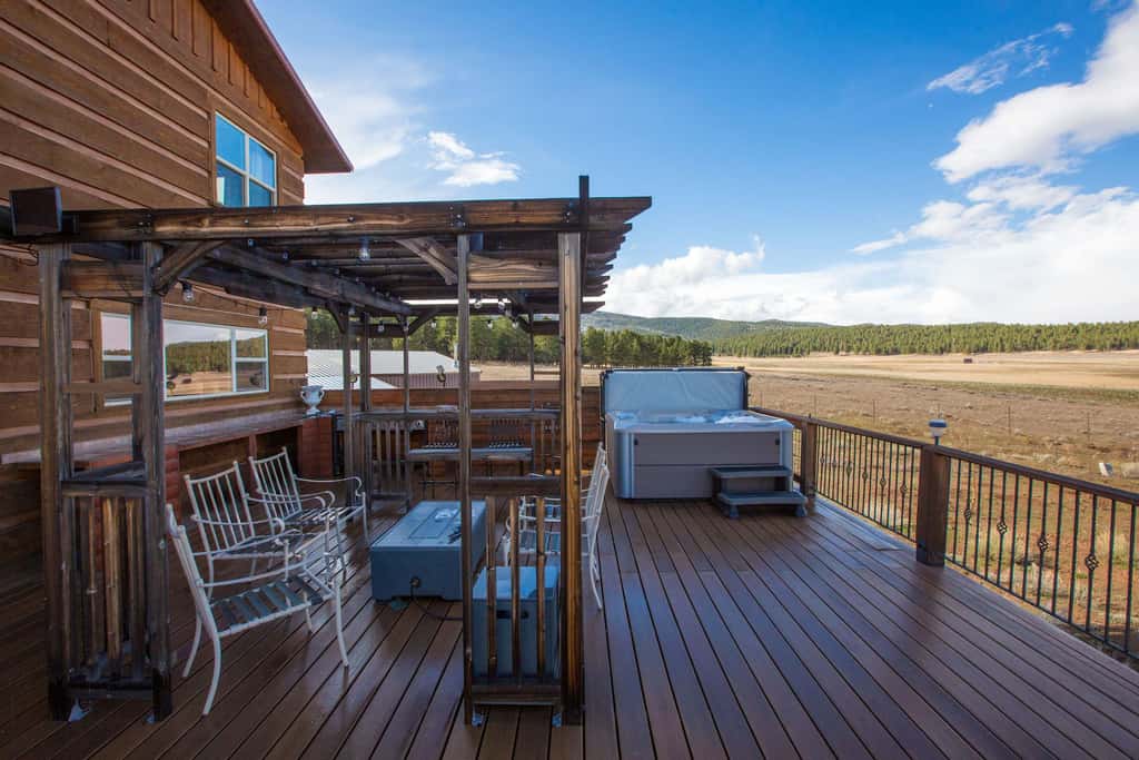Sunrise Vista Villa - Mountain Views, Hot Tub