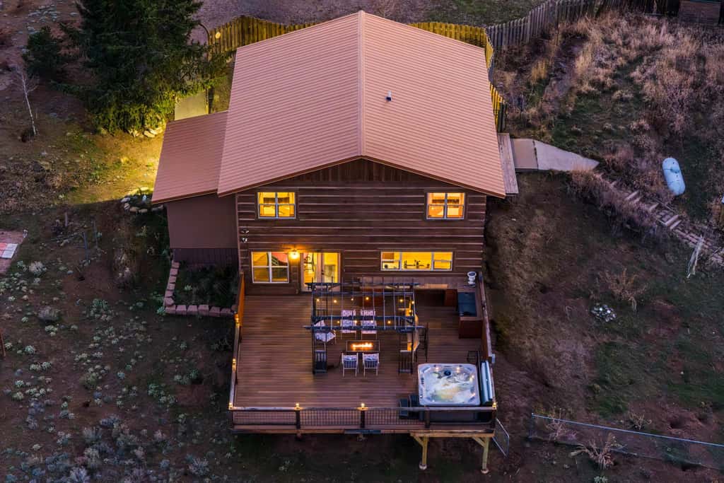Sunrise Vista Villa - Mountain Views, Hot Tub