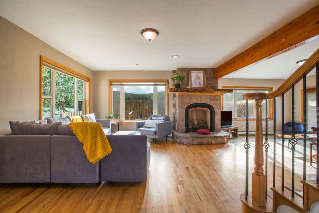 Sunrise Vista Villa - Mountain Views, Hot Tub