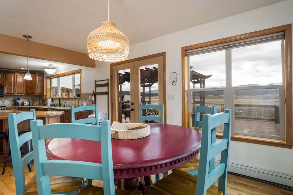 Sunrise Vista Villa - Mountain Views, Hot Tub