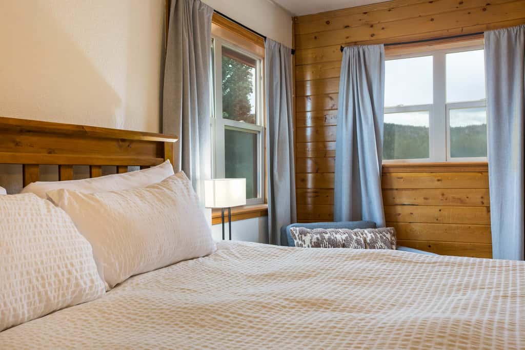 Sunrise Vista Villa - Mountain Views, Hot Tub