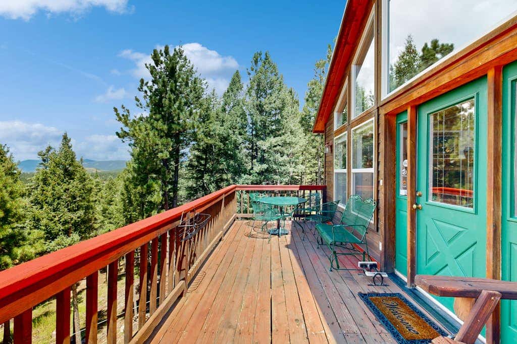 El Camino Real Retreat - Views, Hot Tub & Pets Ok