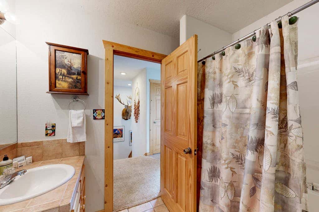 El Camino Real Retreat - Views, Hot Tub & Pets Ok