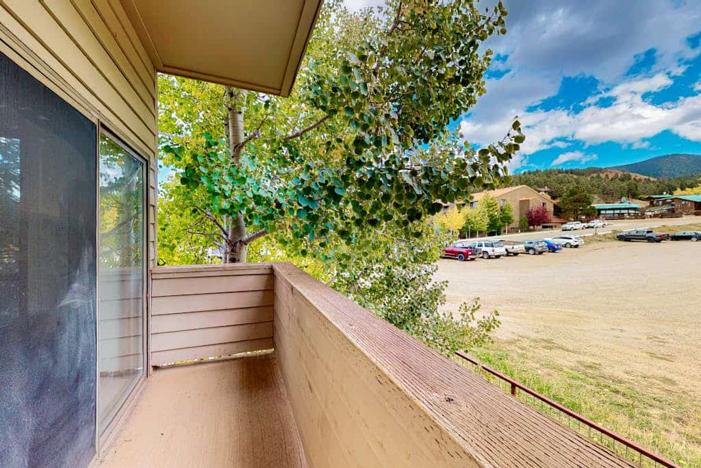 Gold Creek 208