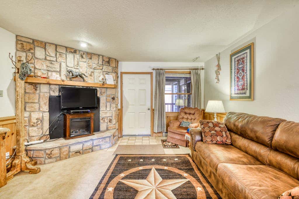 Snowfire 209B - Views & Walk or Shuttle to Lifts