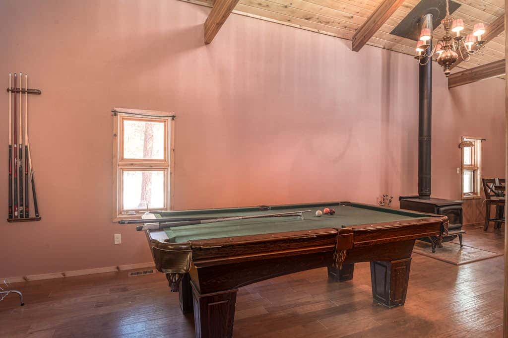 Wait for it Getaway - Hot Tub, Gameroom & Deck