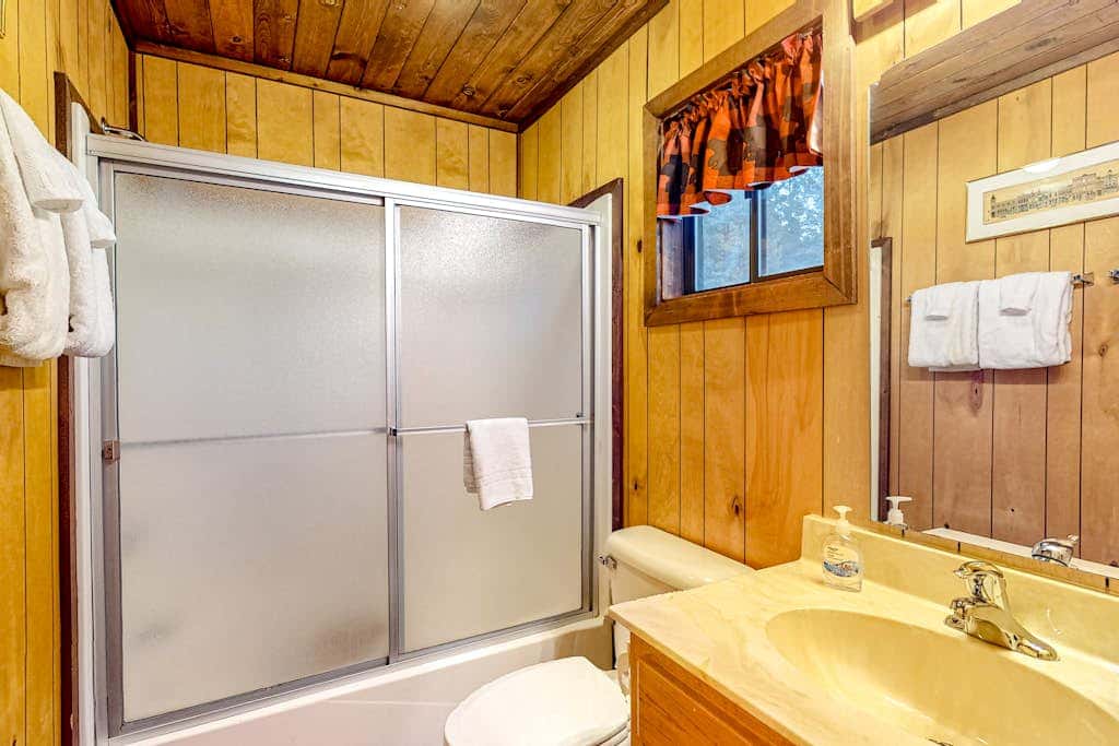 Casa Buena Vista - Cabin, Deck, Pet Friendly