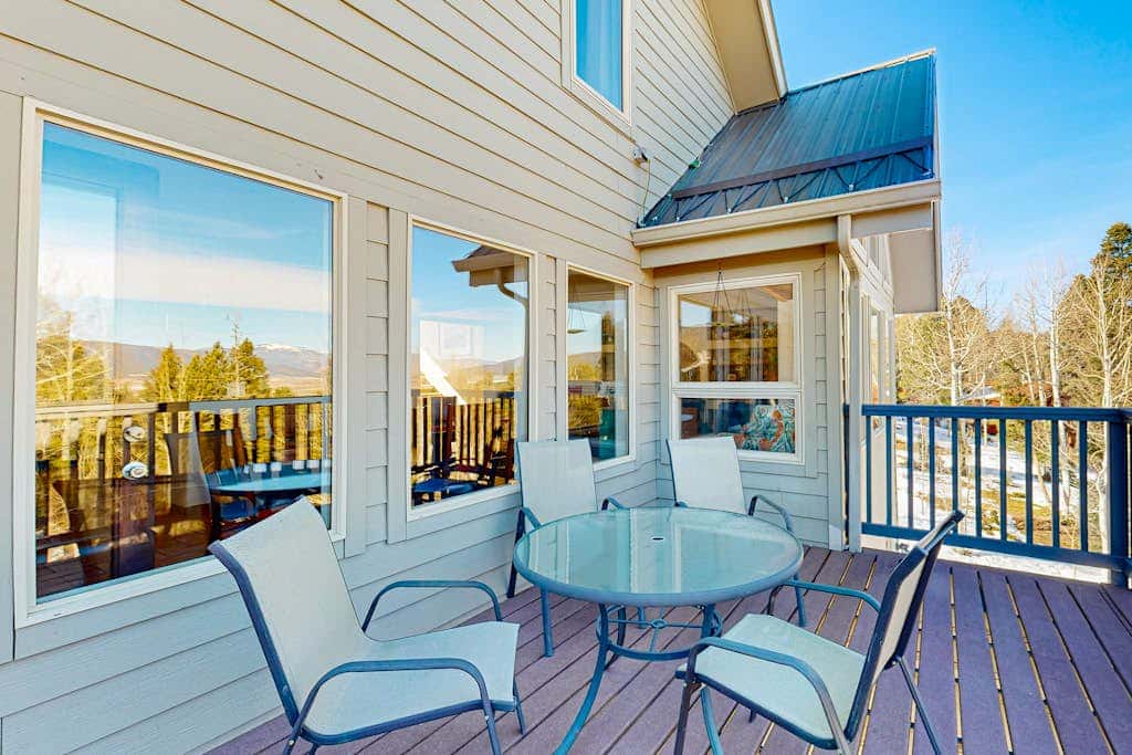 Southwest Heaven - Sweeping Views, Hot Tub & Deck