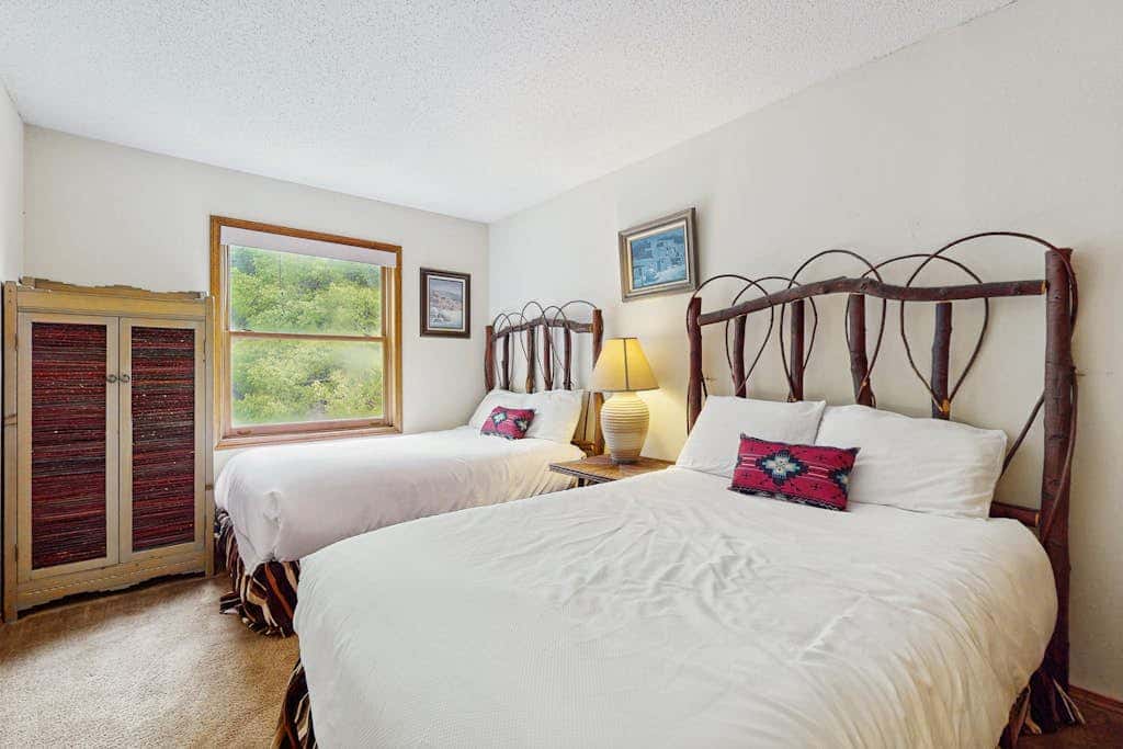 Gold Creek 304 - Walk to Lifts & Mountain Views