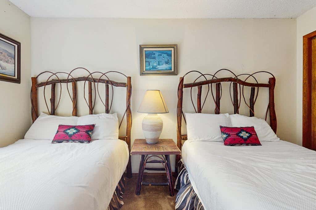 Gold Creek 304 - Walk to Lifts & Mountain Views