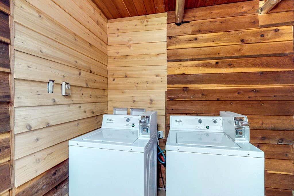 Gold Creek 304 - Walk to Lifts & Mountain Views