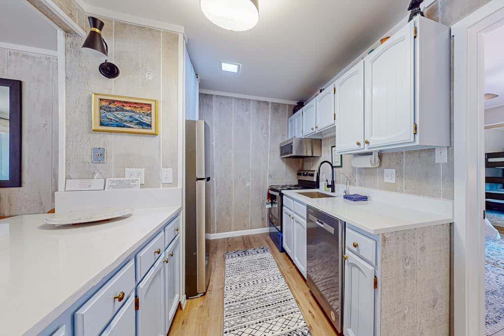 Pinetree 213 - Walk to Ski, Hike, Bike & Dining