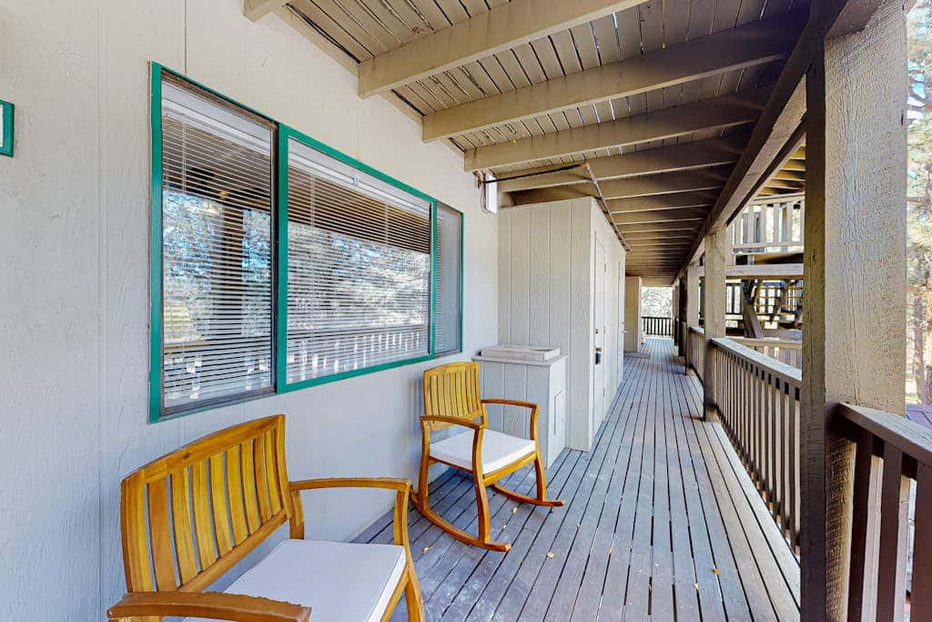 Pinetree 213 - Walk to Ski, Hike, Bike & Dining