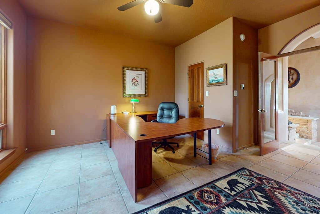 Mountain-View Magic - Huge Views, Hot Tub & Patio