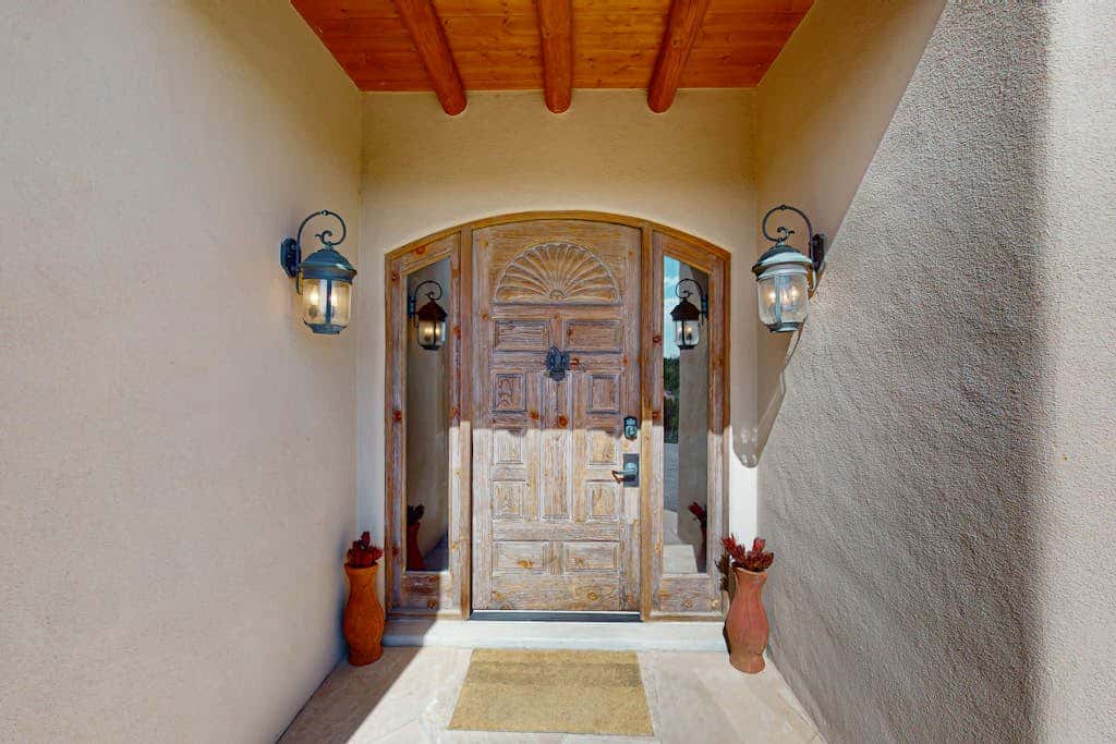 Mountain-View Magic - Huge Views, Hot Tub & Patio