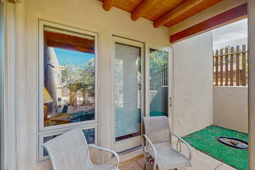 Mountain-View Magic - Huge Views, Hot Tub & Patio