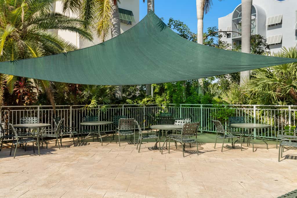 KWSS403 - Sunrise Suites - Tierra Bomba Suite 403