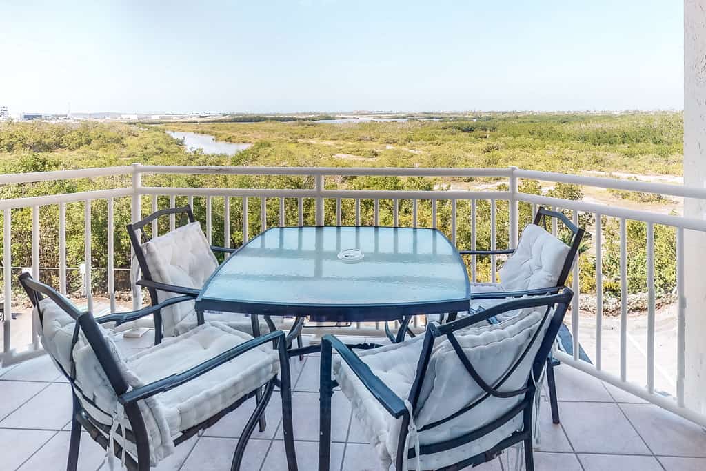 Watch Sunsets from Your Deck, Shared Pool/Hot Tub - Perfect for the Whole Family