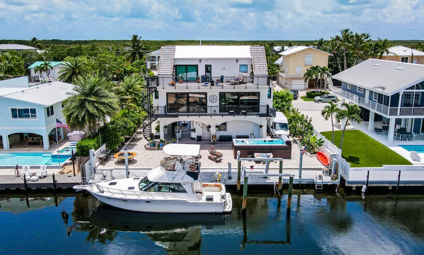 Dog-friendly home with central AC, fast WiFi, W/D, & private hot tub