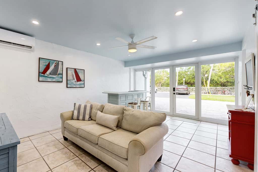 KL101 - Coastal Living