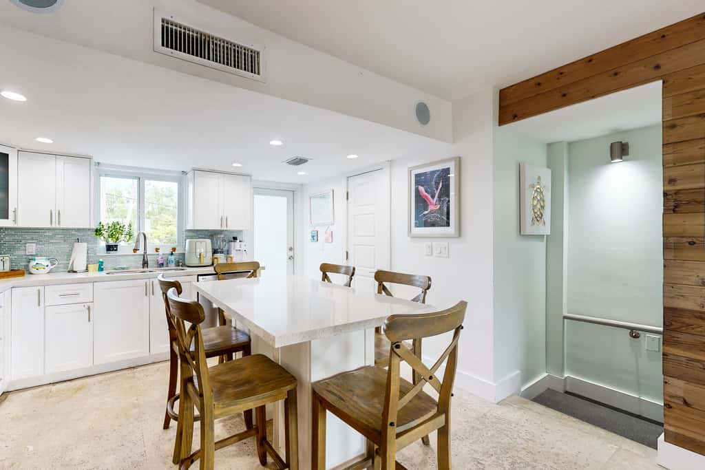 KL101 - Coastal Living