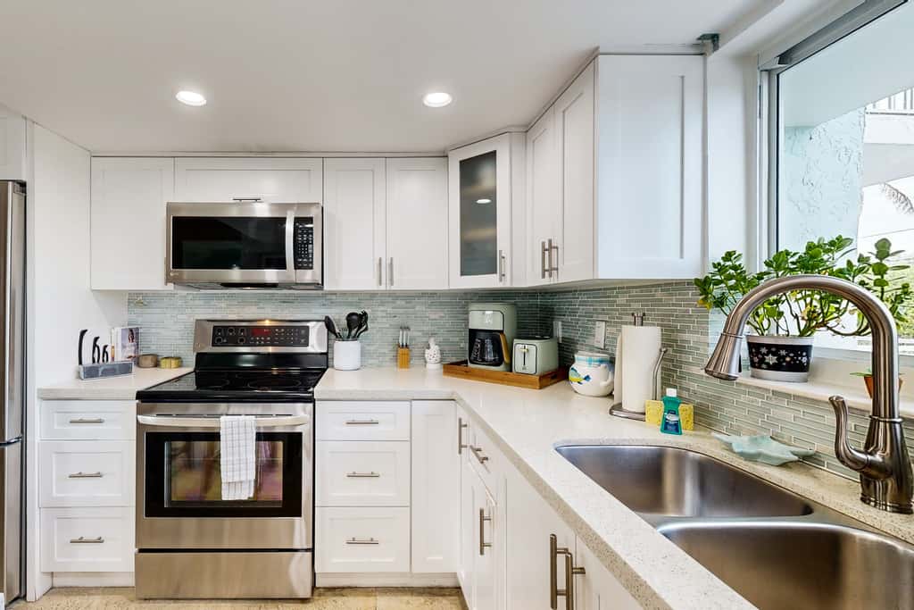 KL101 - Coastal Living