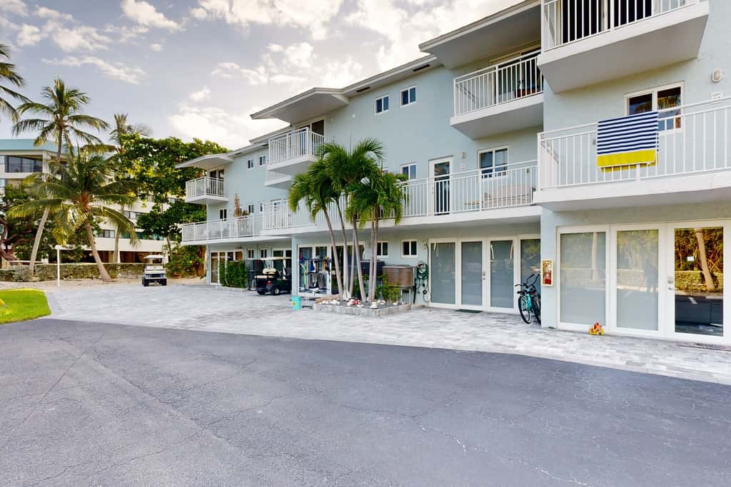 KL101 - Coastal Living