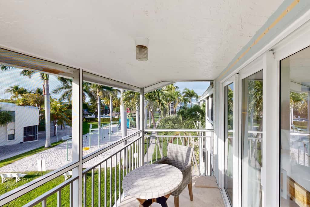 KL101 - Coastal Living
