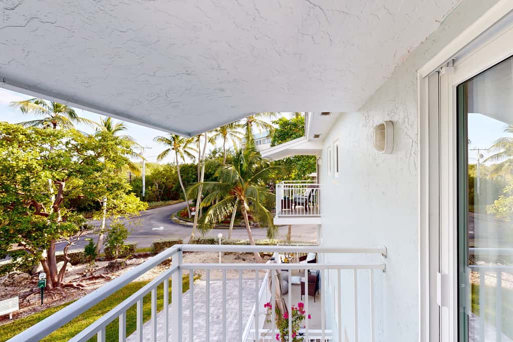 KL101 - Coastal Living