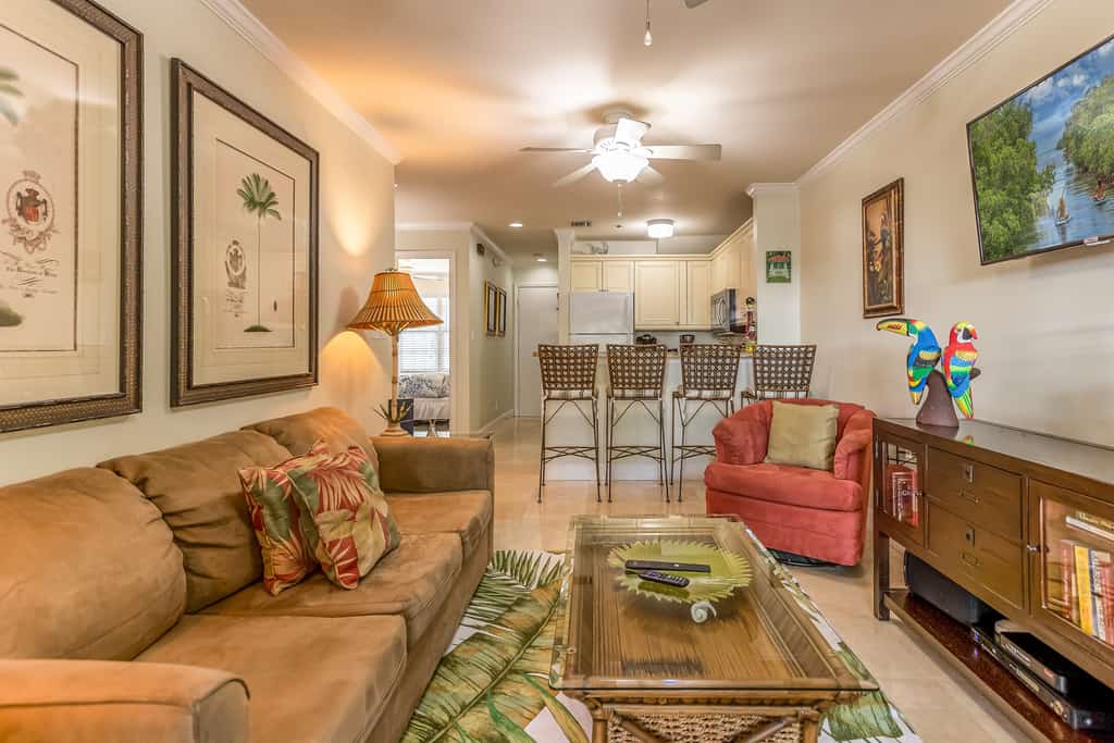 Beautiful Condo with Deck, Patio, & Pool - Walk to Duval Street & Beaches