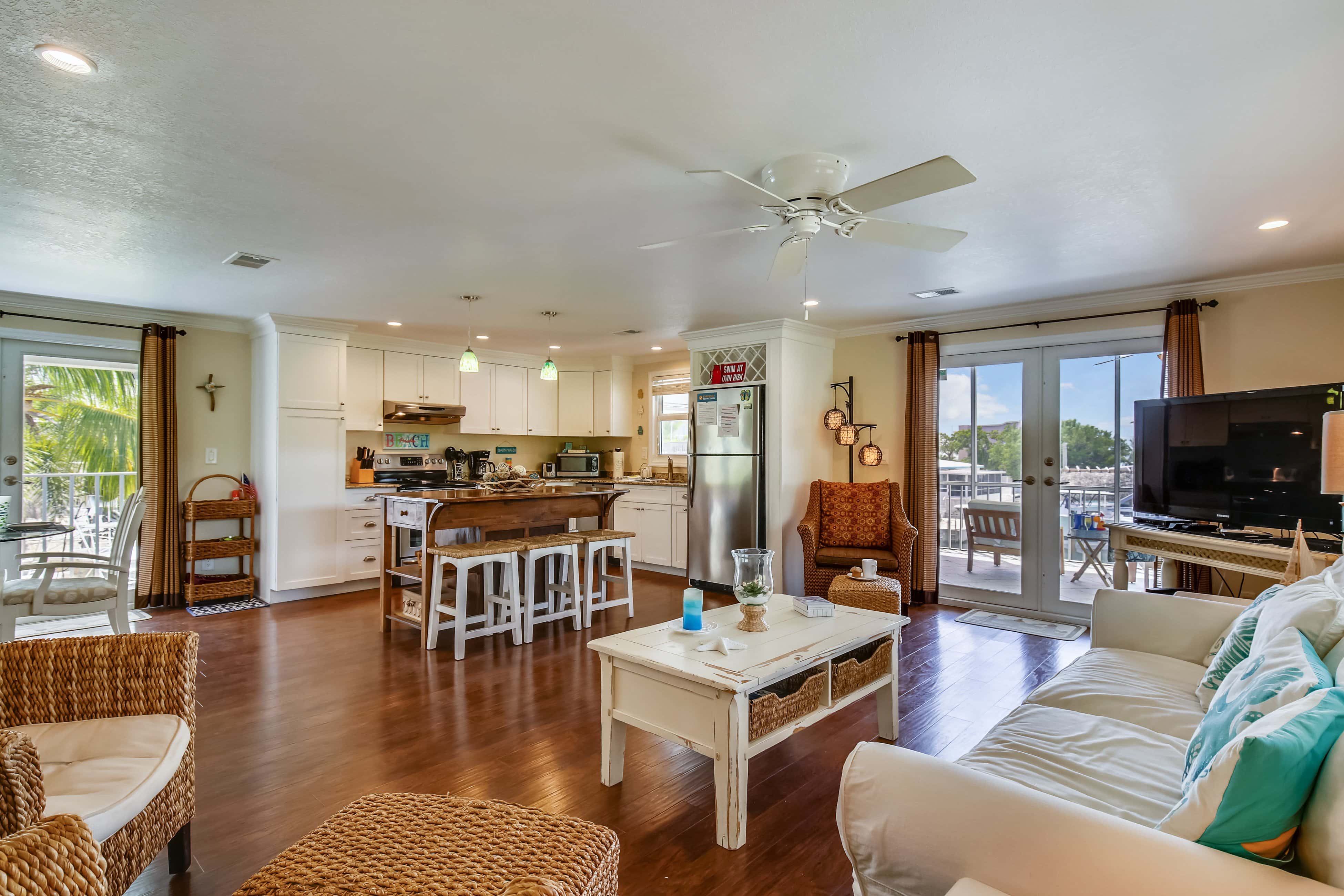 TA06FLR - Tarpon Cove