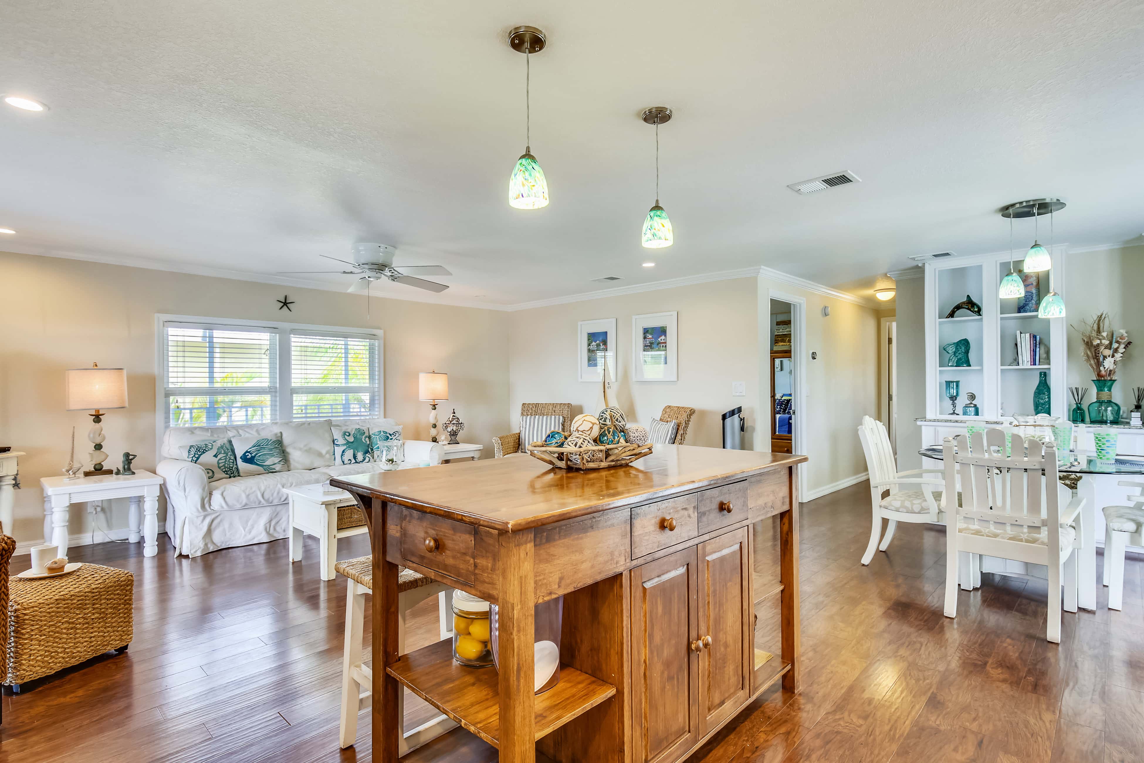 TA06FLR - Tarpon Cove