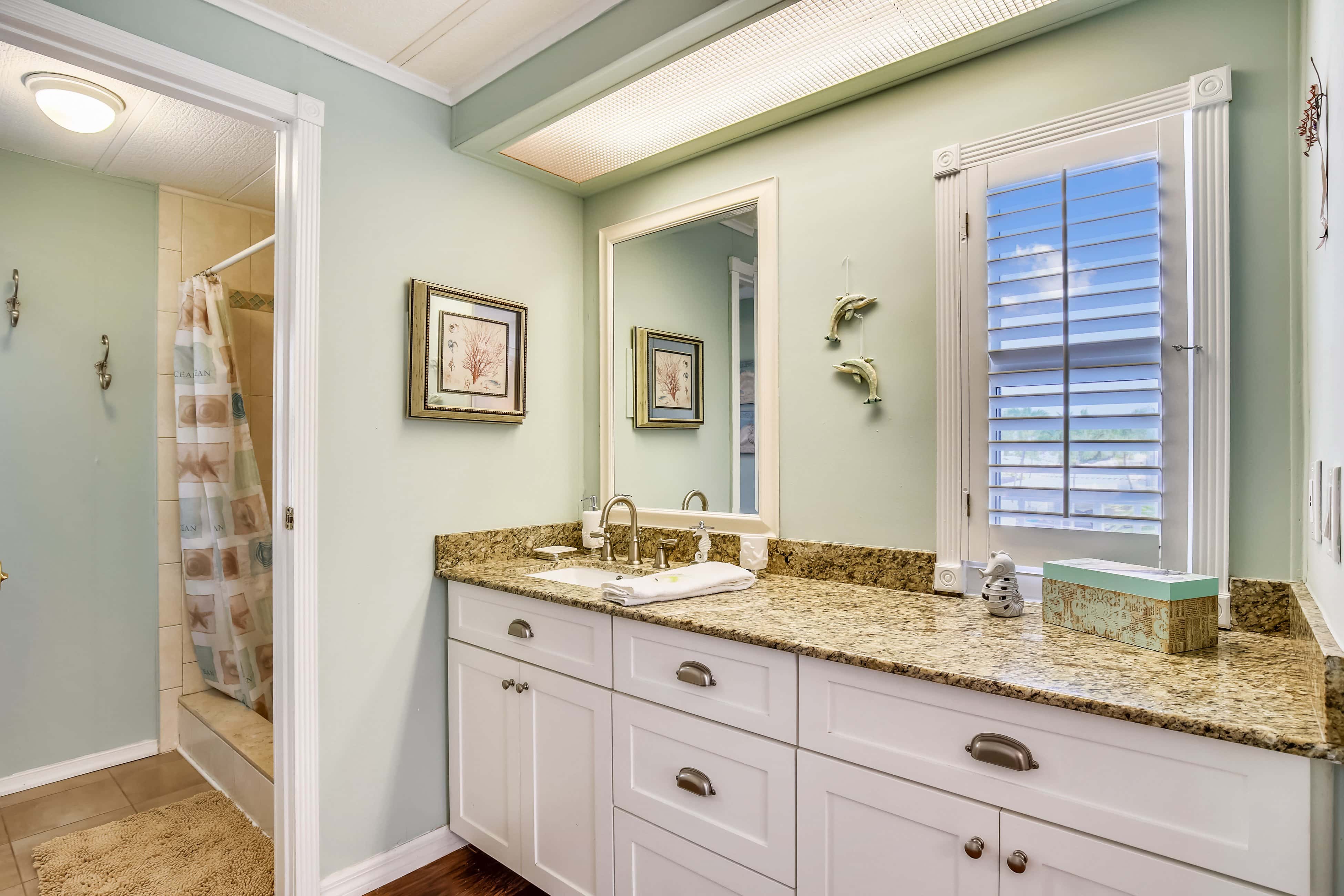 TA06FLR - Tarpon Cove