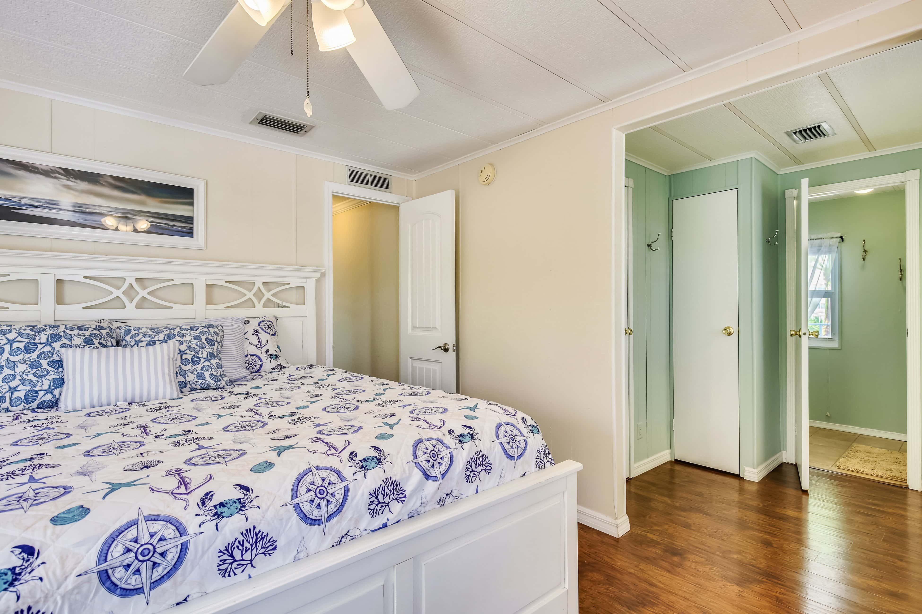 TA06FLR - Tarpon Cove