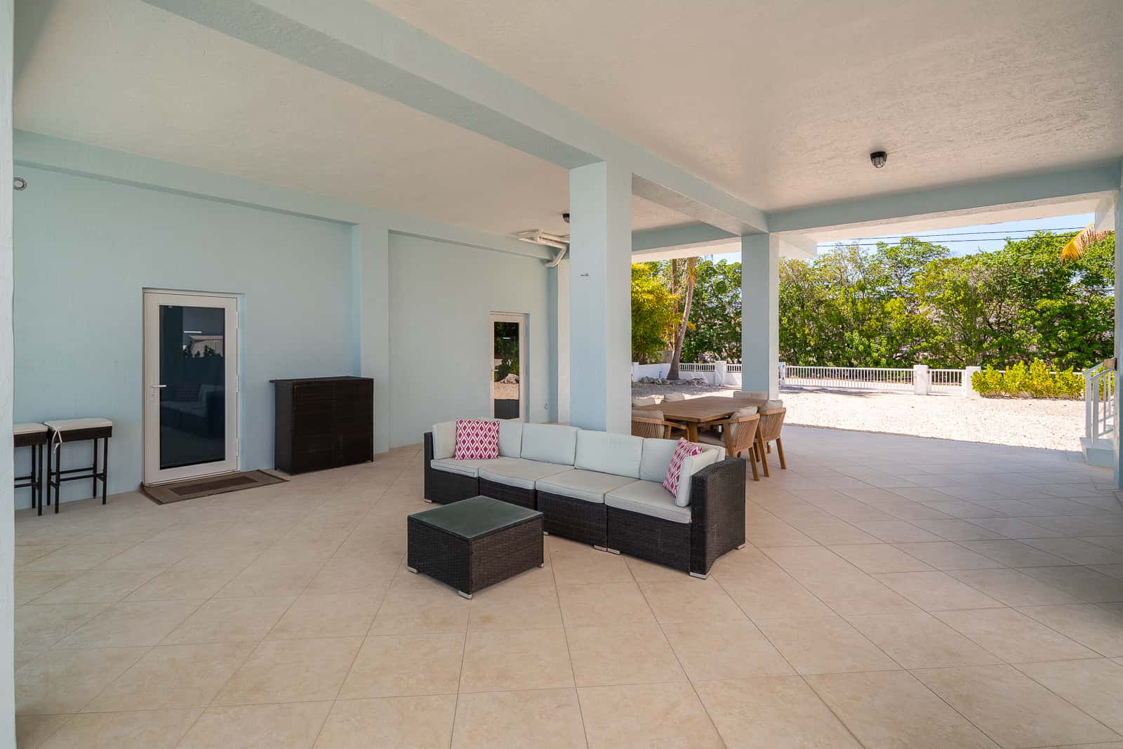 TA36FLR - Orange Blossom Retreat