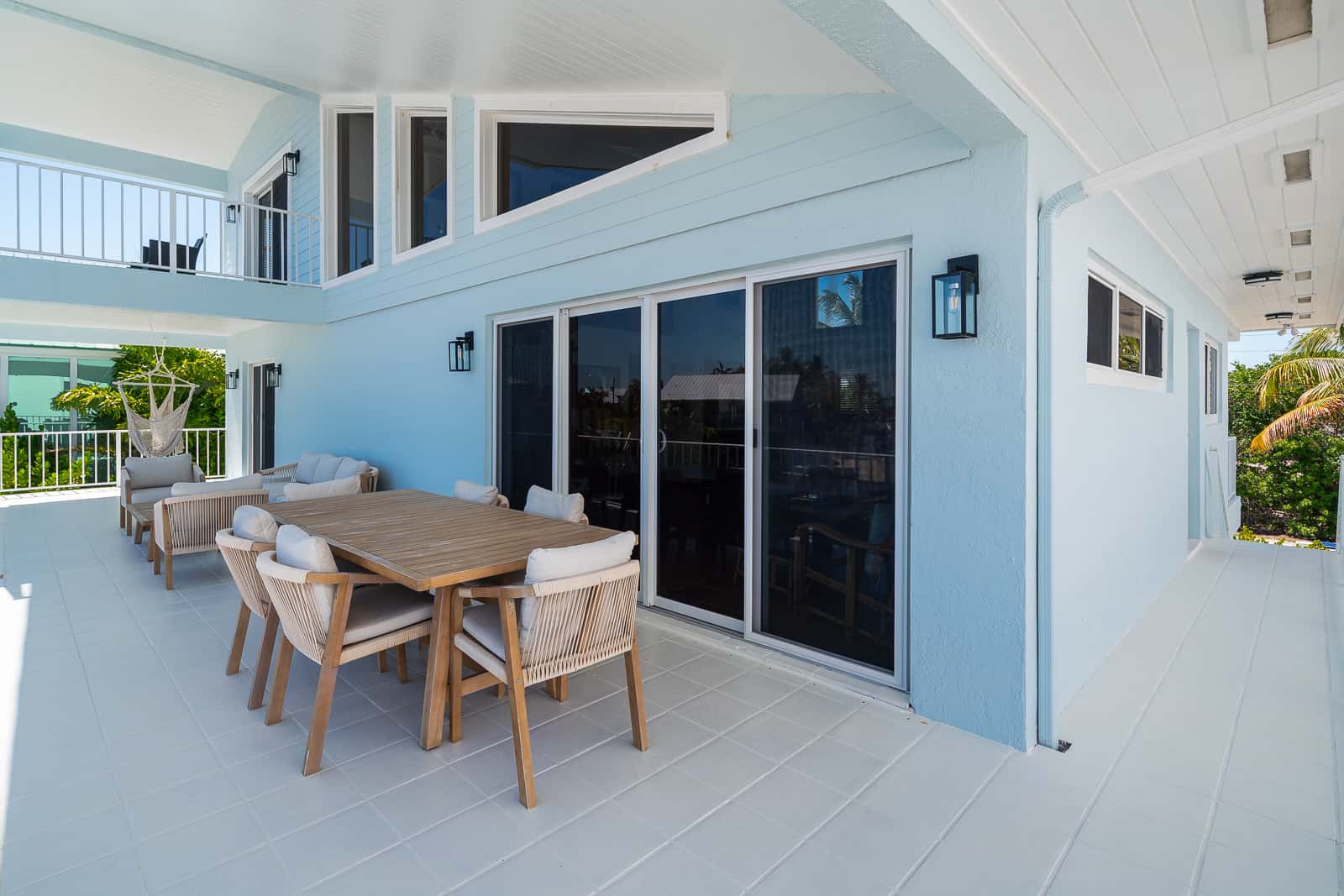TA36FLR - Orange Blossom Retreat