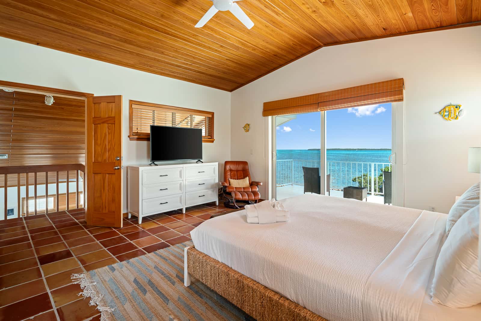 TA36FLR - Orange Blossom Retreat